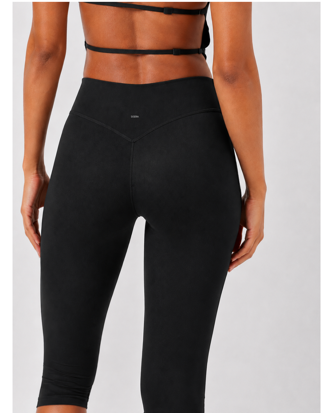 Essential capri - black