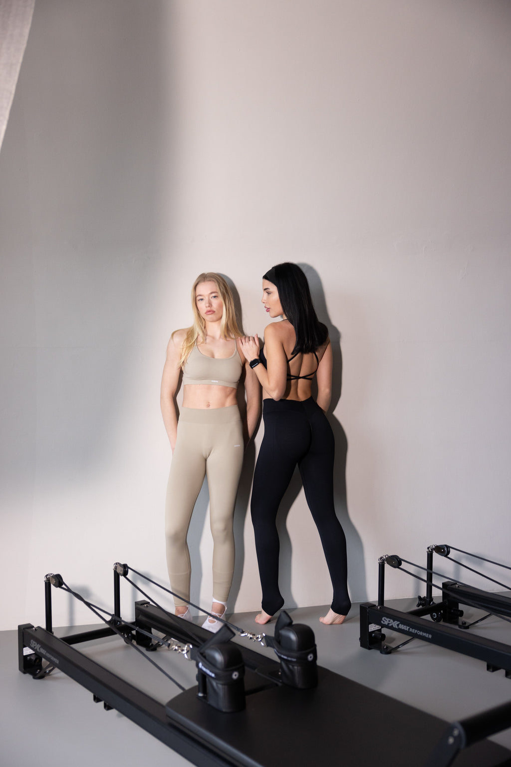 The Balance Seamless Bra in Black