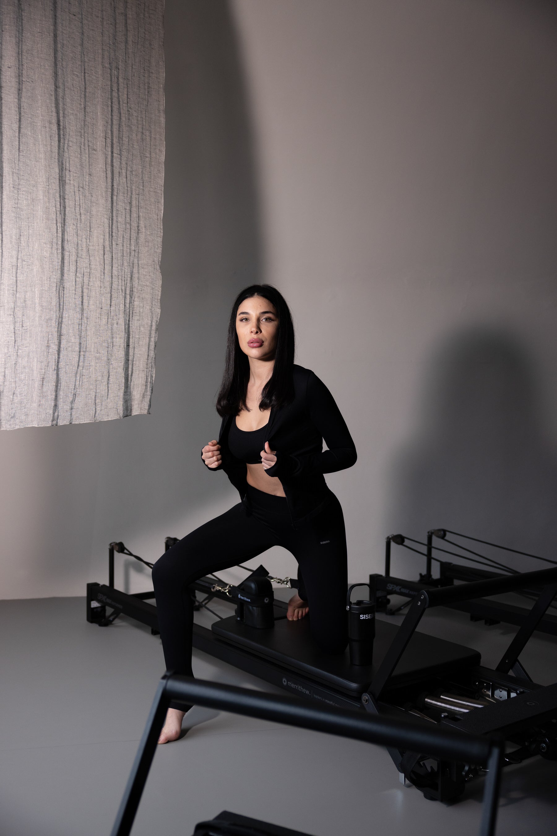 The Balance Seamless Legging in Black
