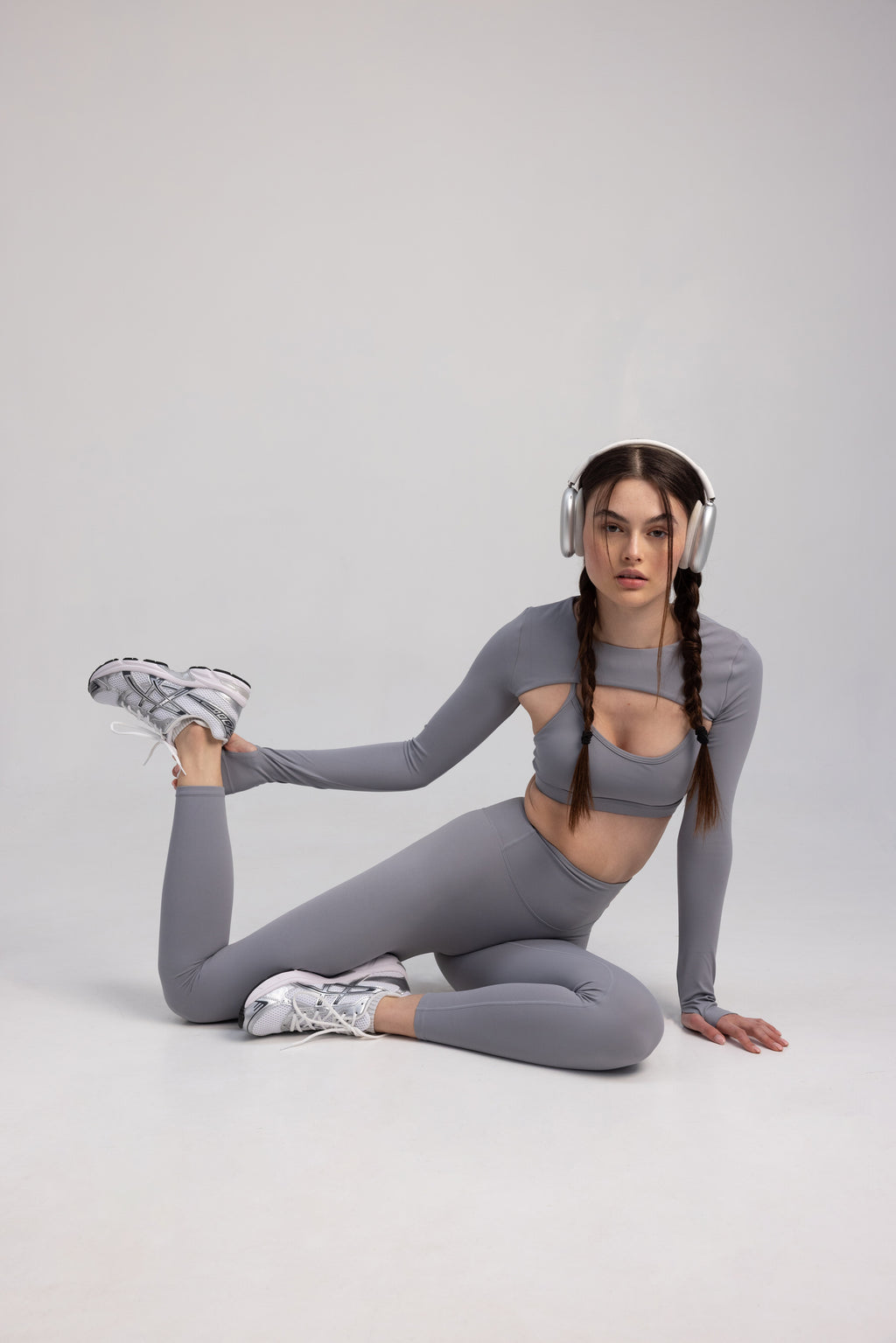 Aura Legging in Grey