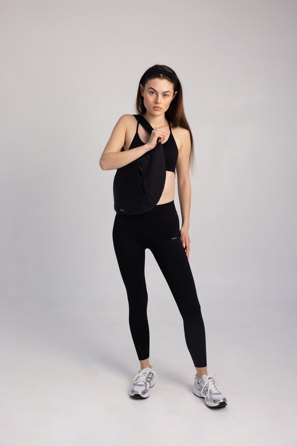 The Balance Seamless Legging in Black