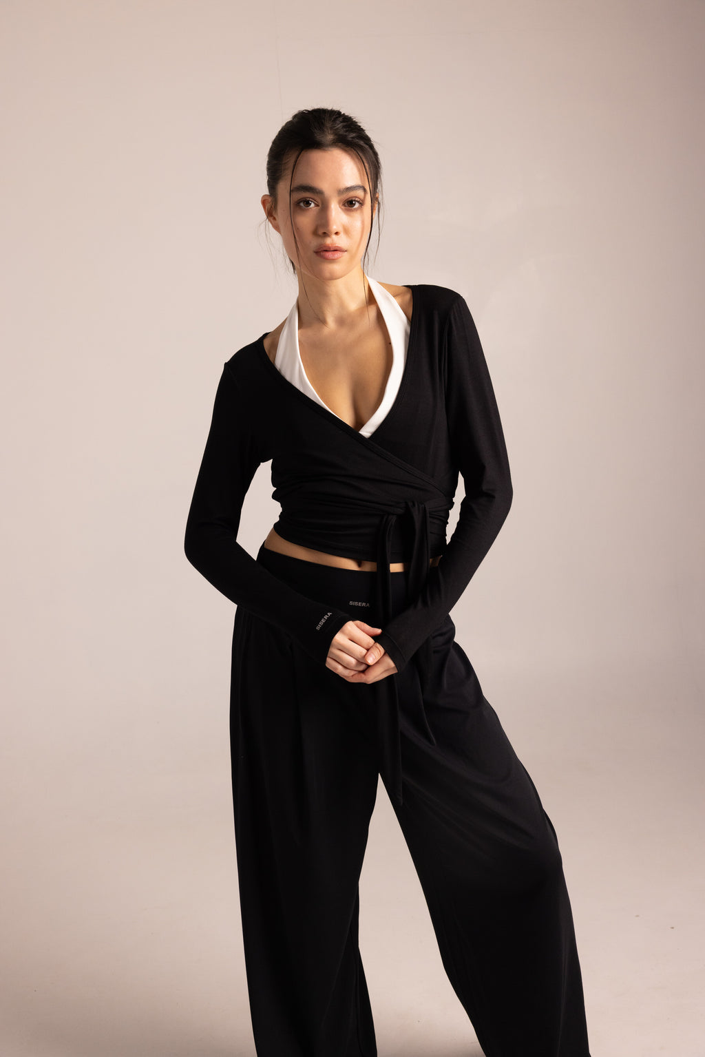The Flow Pants in Black